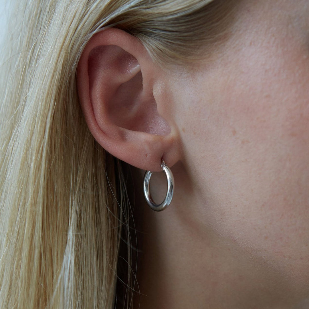 Auskarai „Camille Hoops 21 mm“ 925 Sidabras