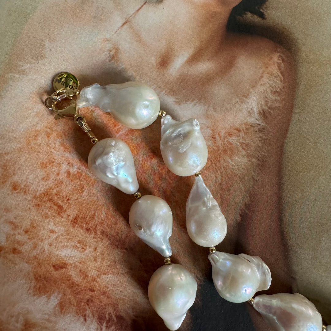 Prabangus vėrinys "Baroque Pearls"